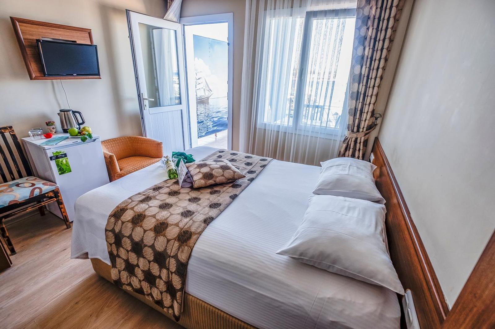 蛤蜊别墅酒店 Çeşme 外观 照片